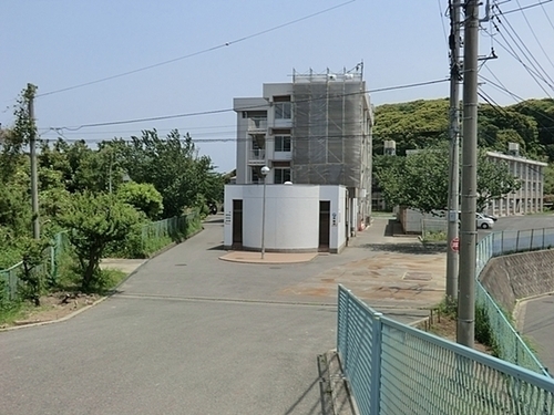 横須賀市立浦賀中学校